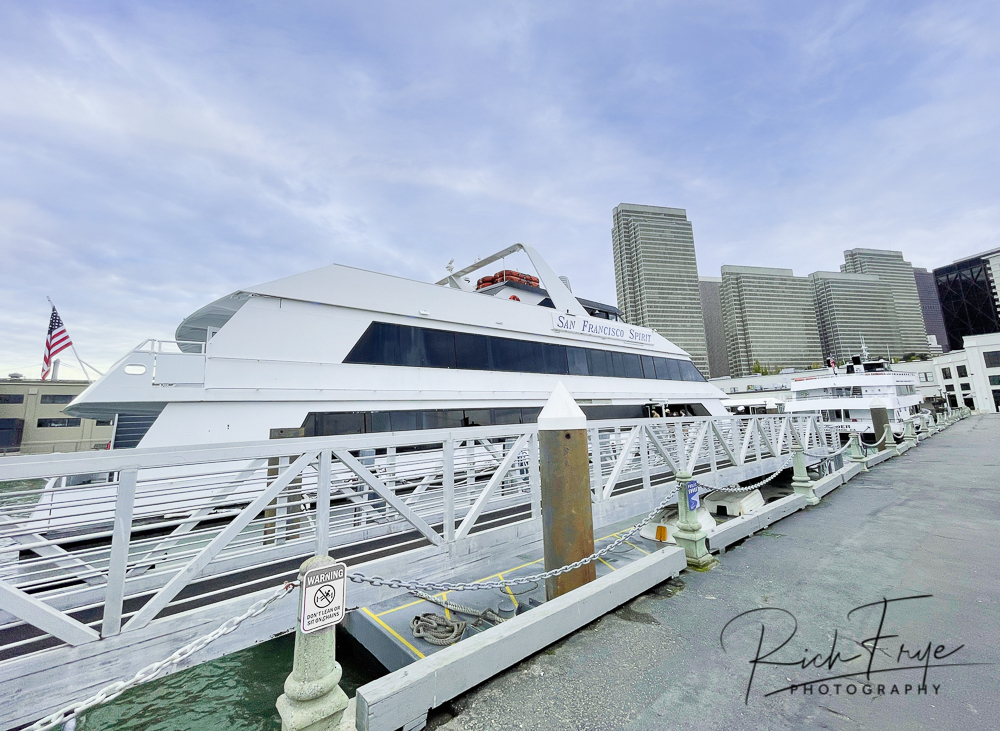1-Hornblower-San-Francisco-Cruises-and-Events-Wedding