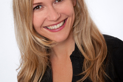 San-Francisco-Bay-Area-Studio-Business-White-Backdrop-Headshot